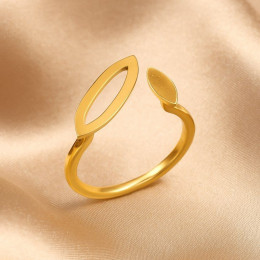 Кольцо медицинская сталь с напылением золотом J10324CJJ Кольцо медицинская сталь с напылением золотом J10324CJJ