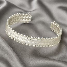 Браслет жёсткий титановая сталь 1J12208CJJ Браслет жёсткий титановая сталь 1J12208CJJ