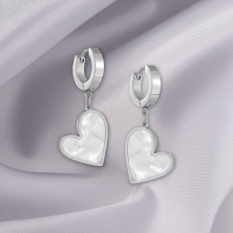 Стальные серьги с напылением золотом с черным кулоном в виде сердца J10001CJJ Стальные серьги с напылением золотом с черным кулоном в виде сердца J10001CJJ