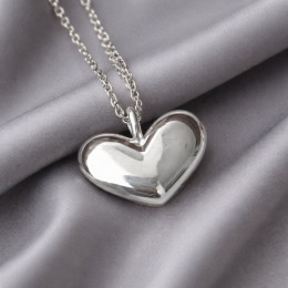 Массивное серебристое сердце на крупной цепочке 1J12392_1CJJ Массивное серебристое сердце на крупной цепочке 1J12392_1CJJ